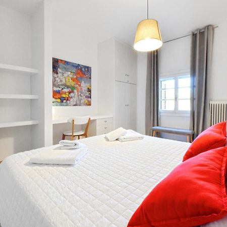 Amazing 2 Bedroom Apartment Overlooking The Marina Of Vourkárion Exterior foto